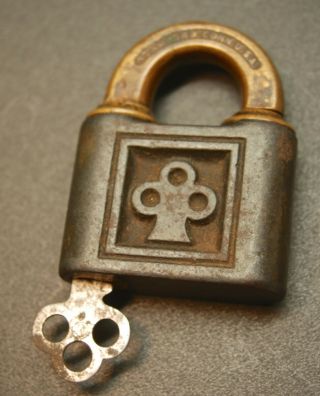 Vintage Yale And Towne Padlock With Key?