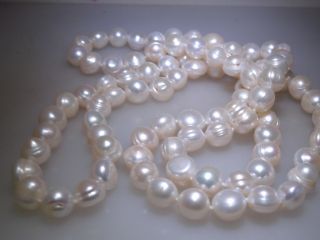 Lovely Vintage Large 32 " Creamy White Freshwater Pearl Strand Necklace