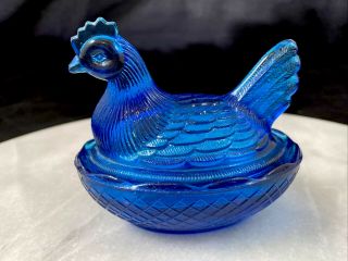 Vintage Rare Art Glass Blue,  Hen On Nest,  3 3/8” X 3 1/4” X 2 1/2”