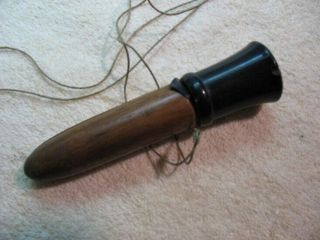 VINTAGE ELAM FISHER STYLE TONGUE PINCHER DUCK CALL 2
