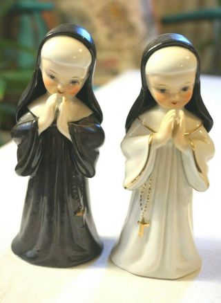 Vintage Nun Figurines Lipper & Mann Bond Ware L&m Japan