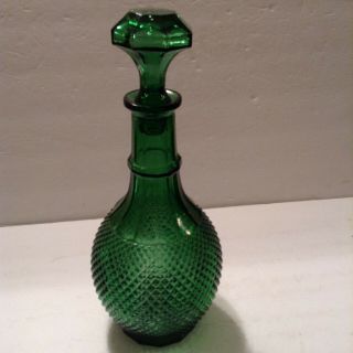 Vintage Emerald Green Diamond Cut Glass Wine Liquor Decanter Fitted Stopper