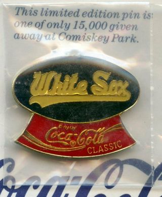 Chicago White Sox & Coca - Cola 1990 Logo Pin Comiskey Park Promo Sun - Times Bh860
