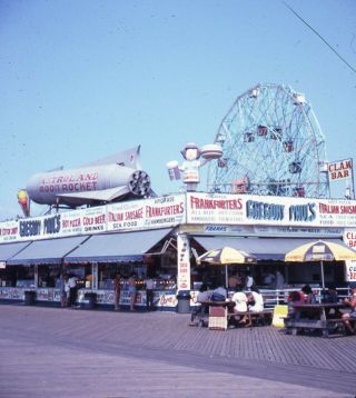 Set Of 12 Vintage Stereo Realist Photo 3d Stereoscopic Slides Coney Island 1982