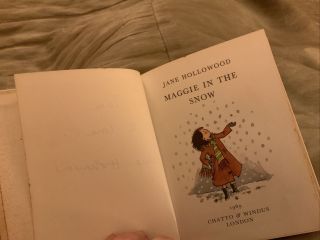Maggie In The Snow Jane Hollowood Vintage Children’s Book Signed By Author 3