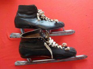 Vintage Ice Skates Size 12 Speed Hockey Nestor Johnson Mfg.  Co.  Chicago