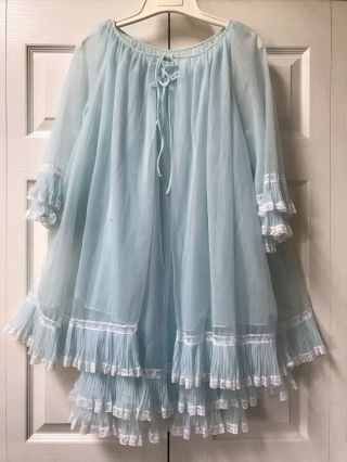 Vintage 60’s Miss Elaine 2 Piece Nightgown Size Small Ice Blue