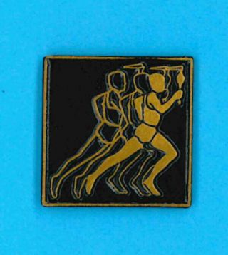 Montreal 1976 Summer Olympic Games Pin - Torch Runner - Canada Badge