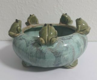 Vintage Art Pottery 5 Frogs Majolica Planter/bowl Pretty Blues