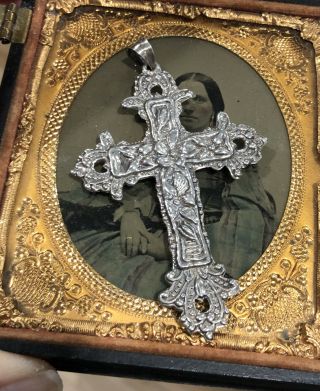 Vintage 925 Sterling Silver Ornate Floral Gorgeous Large Cross Crucifix Pendant