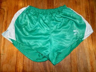 Vintage Silky Shiny Nylon Green & Off White 1980s Puma Sprinter Shorts M (sh405)