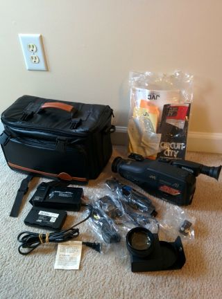 Vintage Jvc Gr - A1u Camcorder Recorder/player With Accessories And Mohawk Bag