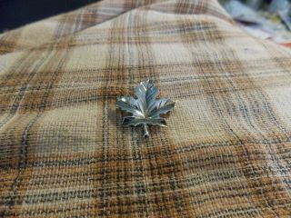 Vintage Canadian Maple Leaf Sterling Silver Brooch Pin Signed 2.  4 Gr 1 1/4 " Vg