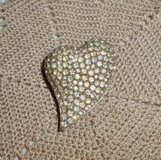 Vintage Weiss Signed Pave Clear Rhinestone Heart Brooch Pin Silver Tone A280
