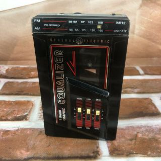Vintage Ge General Electric 3 - 5439a Am Fm Cassette Player Walkman Radio