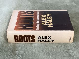 ROOTS by Alex Haley (Vintage 1976,  1st Edition,  Hardcover, ) 3