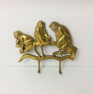 Vintage Brass Monkey Family Of 4 Wall Plaque With Hooks Mom Dad Youth And Baby