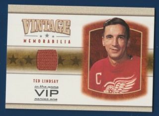 Ted Lindsay 03 - 04 In The Game Vip 03 - 04 Vintage Memorabilia Jersey Rare 16201