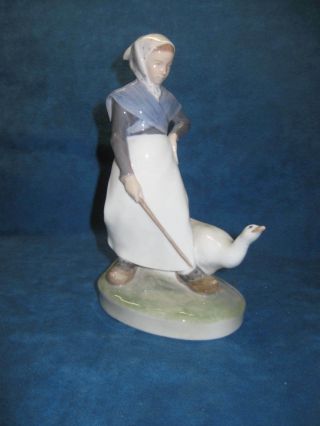 Vintage Royal Copenhagen Figurine " Woman With Goose " 528.