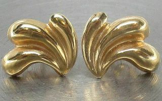 Vintage Solid 14k Yellow Gold Scalloped Angel Wings Stud Earrings Charming