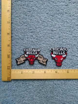 2 Rare Vintage Chicago Bulls World Champions 91 - 92 - 93 - 96 - 97 - 98 Iron On Patches