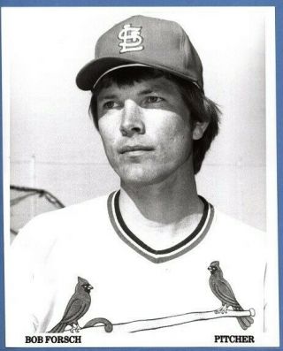 Bob Forsch,  St.  Louis Cardinals Pitcher,  8 X 10 Glossy Black/white Photo Print