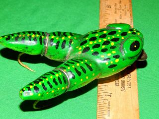 Homemade Wood Musky Frog Plug Carved,  Colorful Folk Art,  Metal Dive Lip Unknown