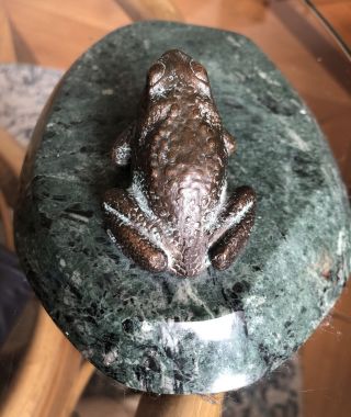 Vtg Morgan Hill Verdigris Bronze Frog Sculpture On Green Marble Paperweight Wow