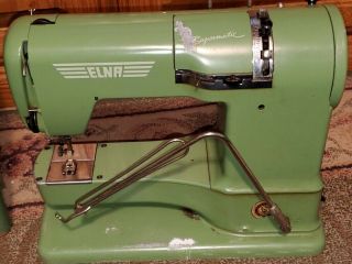 Vintage ELNA Green SUPERMATIC SEWING MACHINE w/Case - 722010 2