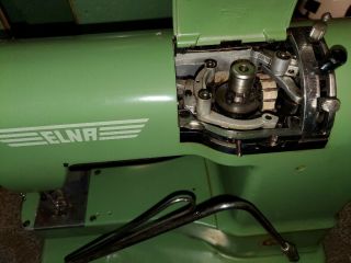 Vintage ELNA Green SUPERMATIC SEWING MACHINE w/Case - 722010 3