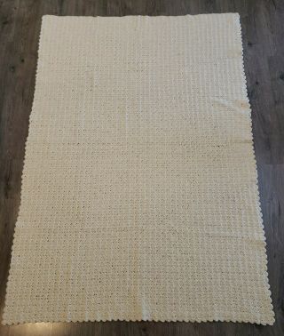 Vintage Crochet Blanket Afghan Handmade Throw Scalloped Edge Cream Acrylic 49x75