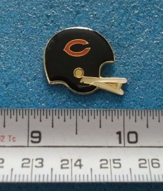 Chicago Bears Nfl Football Helmet Logo Pin N598