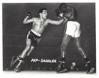 Willie Pep Vs Sandy Saddler 8x10 Photo Boxing Picture