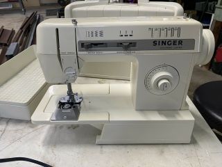 Singer 2502c Electronic Control Sewing Machine With Pedal Vintage