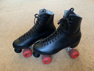 Vintage Riedell /sure Grip Roller Skates Size Men’s 9.  5 Women’s 11