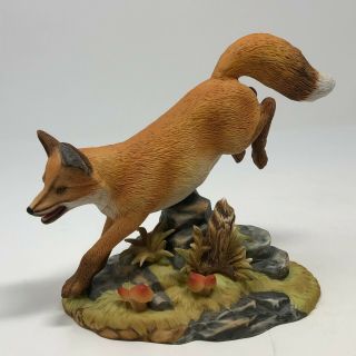 Red Fox Andrea By Sadek Fox Jumping Vintage Porcelain Figurine 6 " Tall 9684