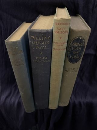 Bundle Of Vintage Old Books Gone With The Wind Vast Horizon Pilling Pays Album