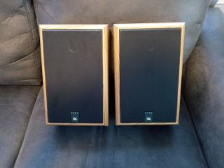 Set Of 2 Jbl 2500 Vintage Bookshelf Speakers Woodgrain