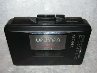 Vintage Sony Walkman Wm - Bf23 Stereo Cassette Fm/am Radio - Great