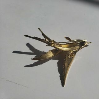 Vtg Crown Trifari Bird In Flight Brooch Multi Texture Gold Tone Dimensional