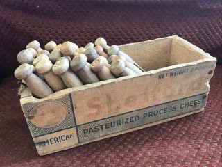 Old Vintage Shefford Wisconsin Cheese Box & 28 Wood Clothes Pins Laundry Decor