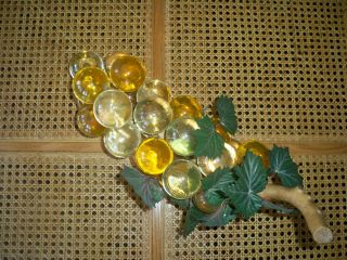 Vintage LARGE Mid - Century Modern Amber Yellow Lucite Grape Cluster NICE: -) 3