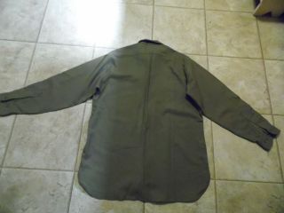 VINTAGE WWII ARMY GREEN WOOL UNIFORM SHIRT with GAS FLAP SIZE 16 / 34 2