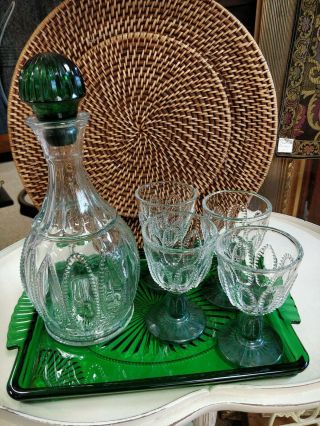 Vtg (1982) 7 Piece Emerald Green Avon Decanter,  4 Cordial Glasses,  Tray Set