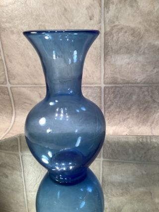 Vintage Hand Blown Cobalt Blue Art Glass Vase Pre - Owned 8.  5 " Tall