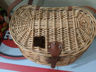 Vintage Fly Fishing Anglers Wicker Creel Basket W/shoulder Strap