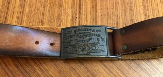 Vintage 1970’s Levi Strauss Belt Buckle & Leather Belt Fits 27” to 31” 3