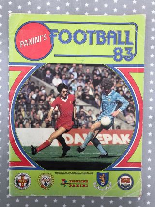 Panini Football 83 Sticker Album 154/527 29 Complete