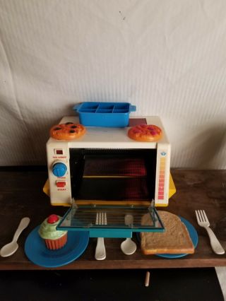 Vintage 1987 Fisher Price Golden Glow Toaster Oven And Accessories 2117
