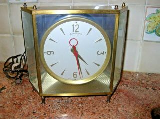 Vintage Mastercrafters Brass Glass Mid - Century Modern Mantle Clock 911